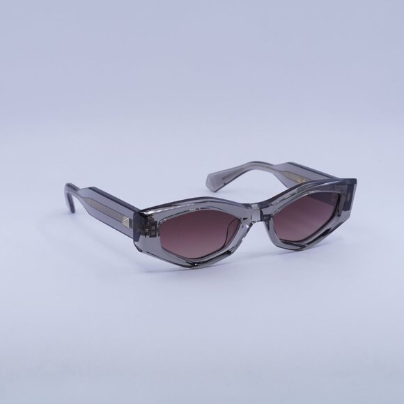 Valentino V-TRE VLS-101C Sunglasses Translucent Grey Cat Eye Frame main image 10